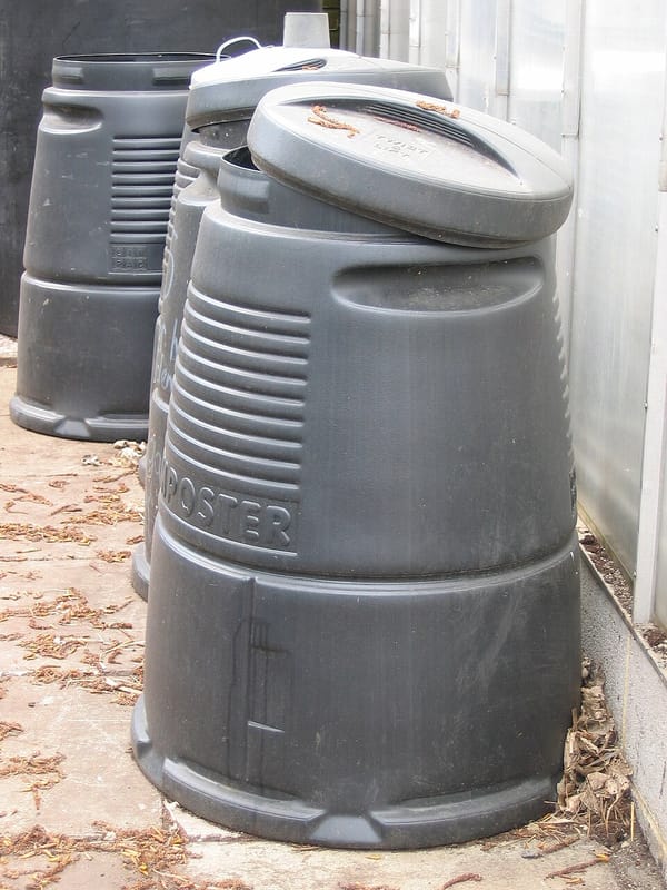 Compostbak thuis: minder afval, betere tuin