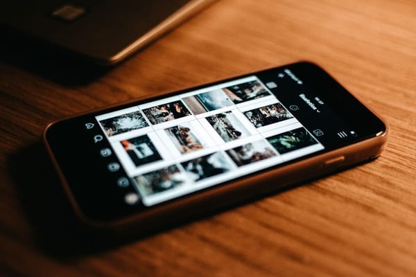 Digitale rommel opruimen in 2026: van 14.000 foto's en een volle mailbox naar overzicht in kleine stappen